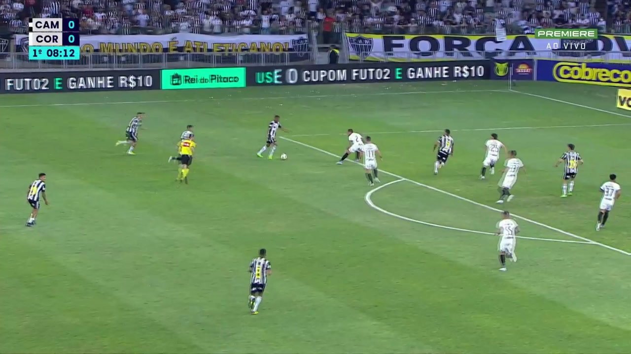 Lances da partida entre Atlético Mineiro e Corinthians.Dugout