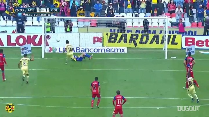 VIDEO: Osvaldo Martínez’s powerful penalty kick v Chivas