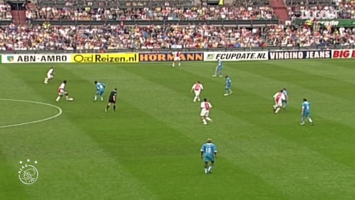 VIDÉO : Le but de la victoire d'Huntelaar contre le PSV Eindhoven en 2006