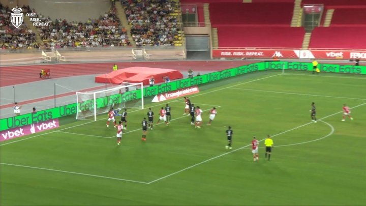 VIDÉO : Le 1er but de Singo avec Monaco