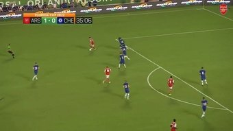 Martinelli sirve para el gol de Ødegaard contra el Chelsea. DUGOUT
