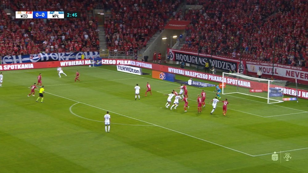 Découvrez le résumé vidéo de la victoire de Widzew face à Wisla Plock en D1 polonaise. Dugout