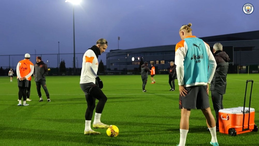 Bonne nouvelle pour City, Haaland est de retour. Dugout