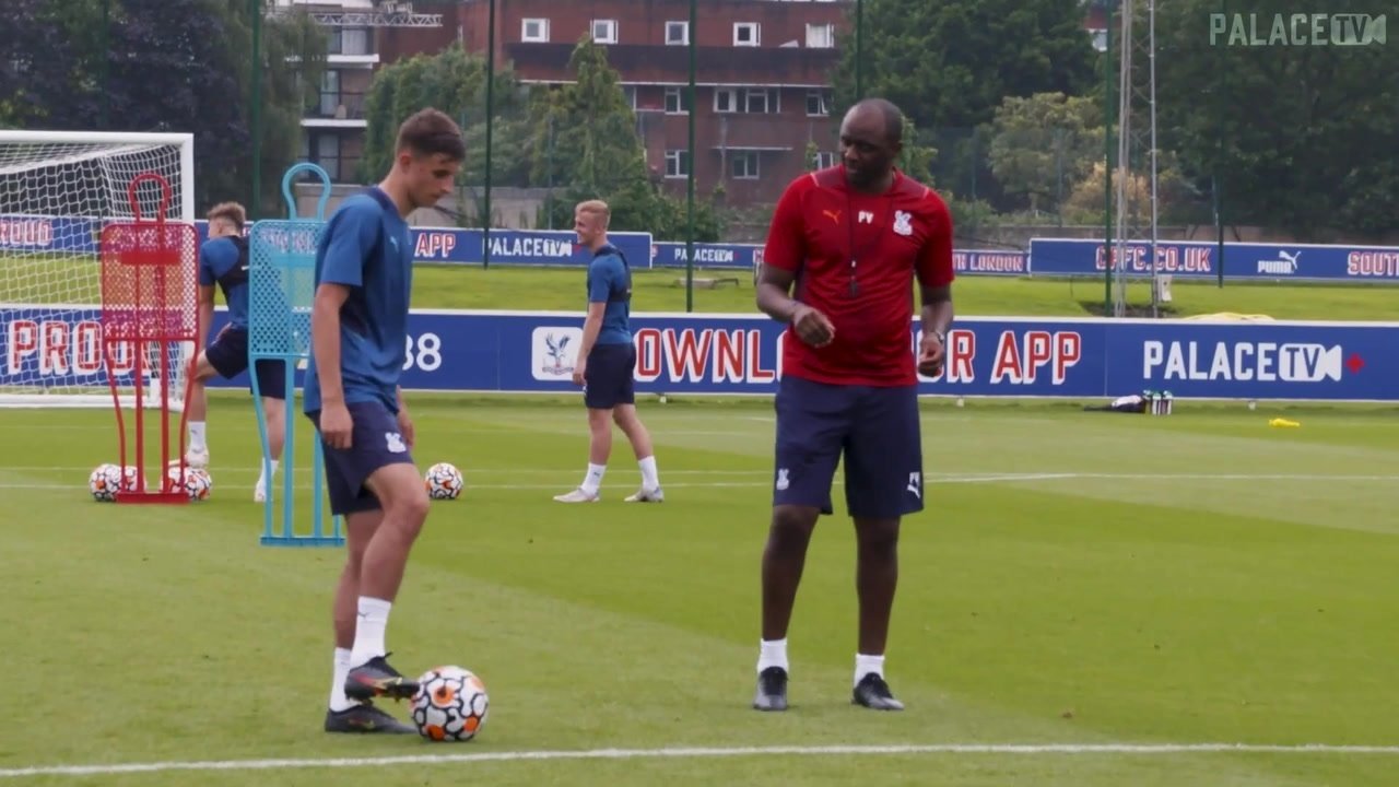 VIDEO: Vieira's squad continue preparing for 2021-22 season