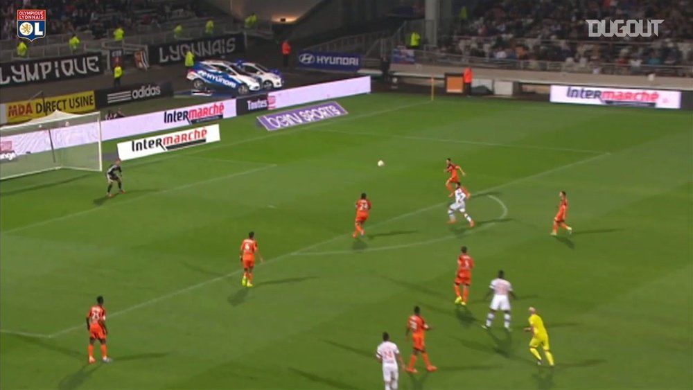 Magnifique but de Fekir sur une passe décisive de Tolisso, contre Lorient en 2014. Dugout