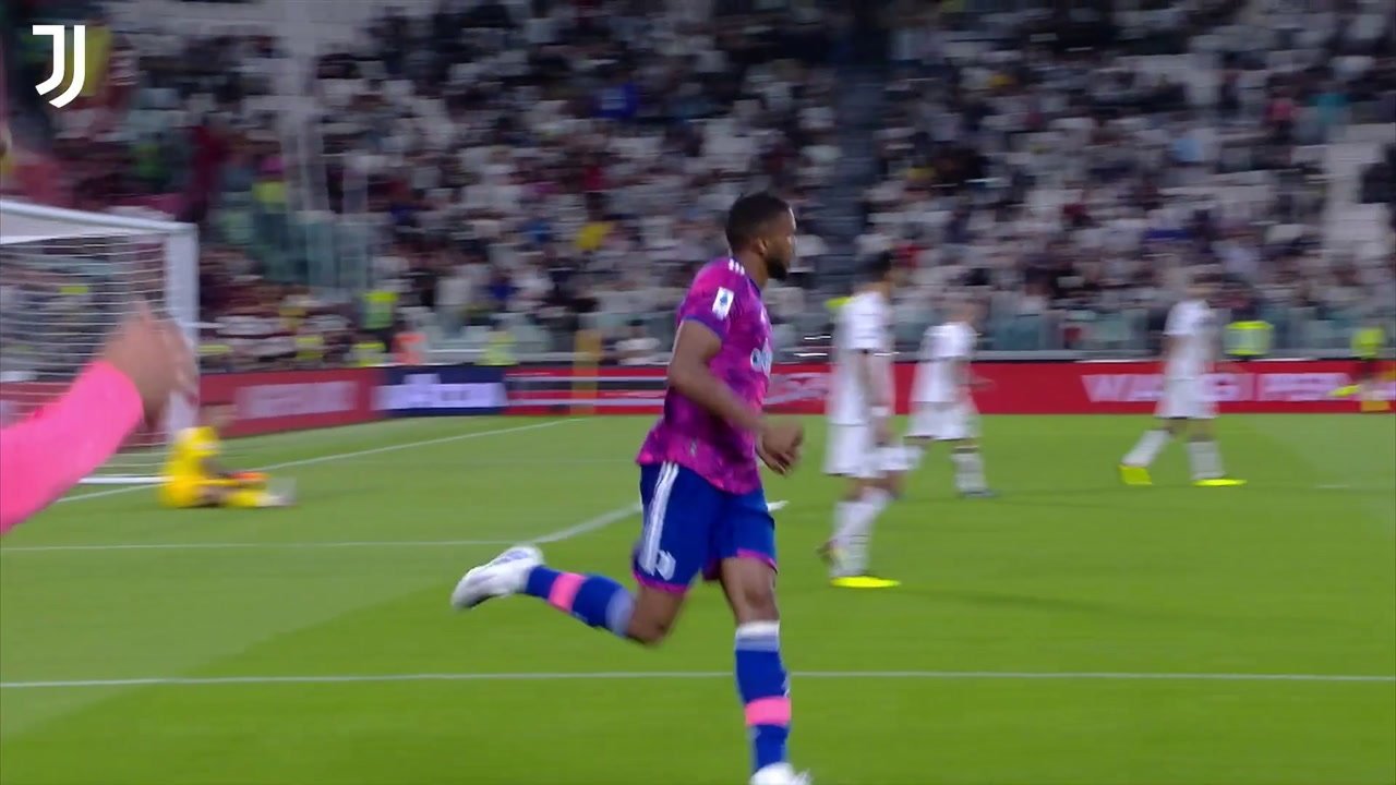 VIDÉO : Le premier but de Bremer à la Juventus
