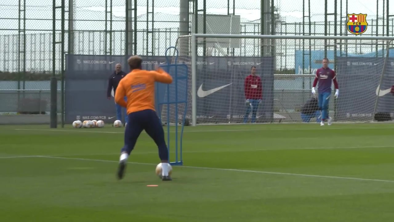 Barca in shooting drill ahead of Rayo. DUGOUT