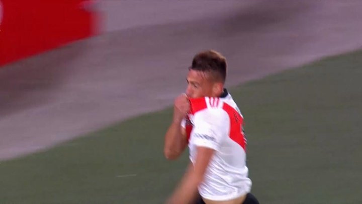 Paradela's assist for River Plate. DUGOUT