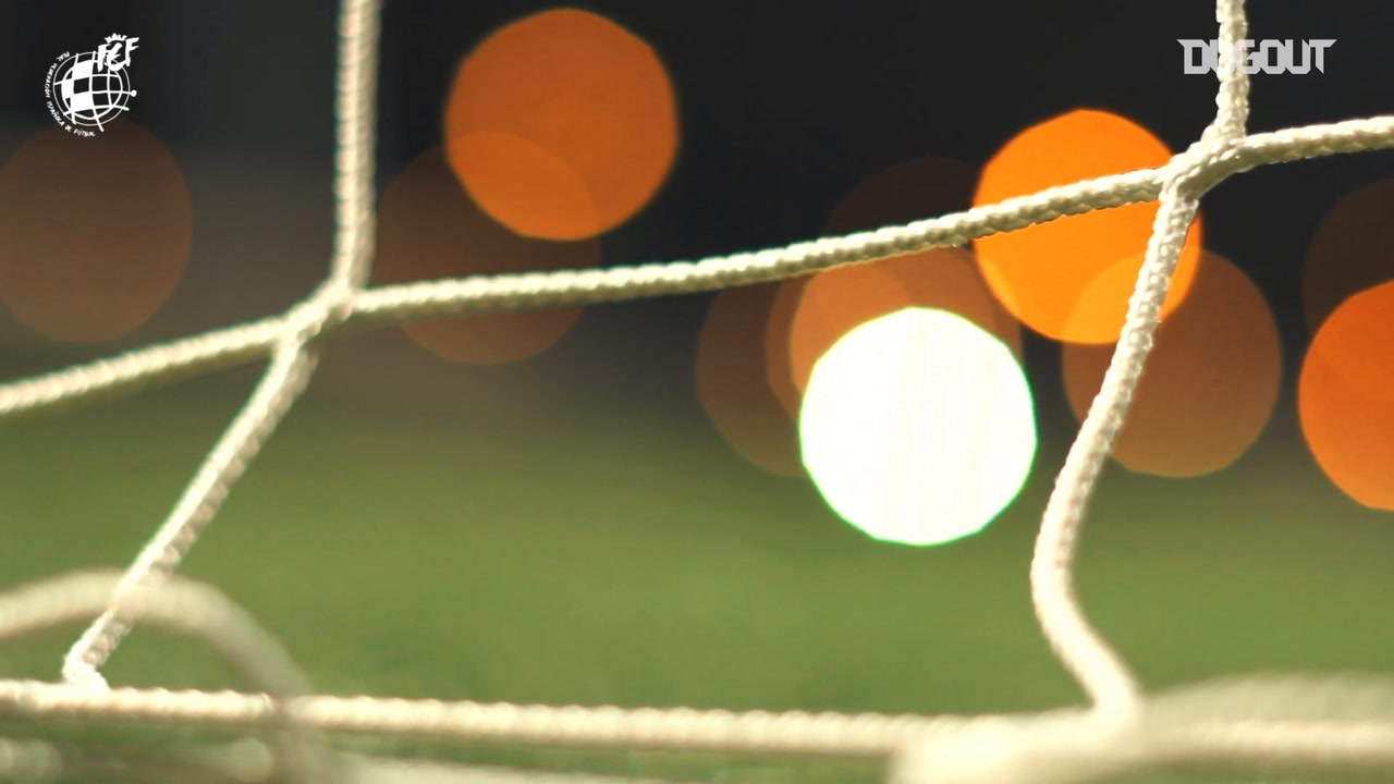 VIDEO Spanish referees to use purple whistles this weekend