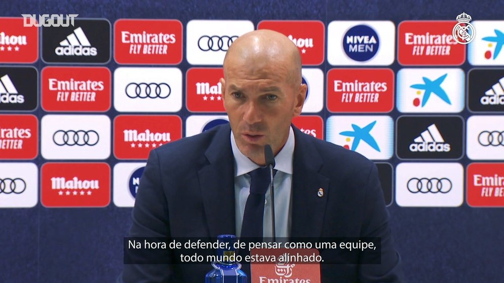 Zidane não quer saber de comemorar antes do tempo. DUGOUT