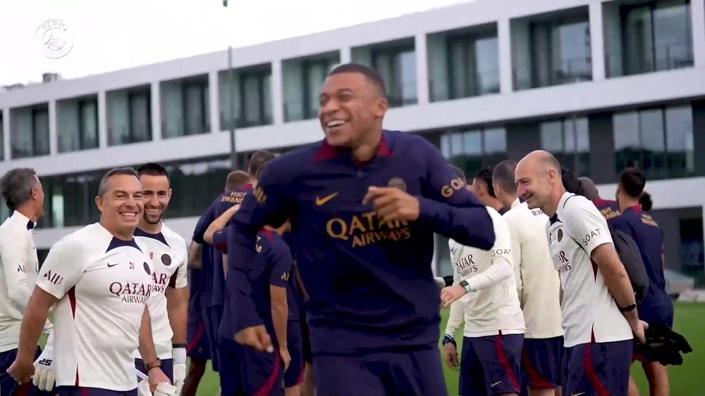 Mbappe was reinstated in the first training team. Screenshot/DUGOUT