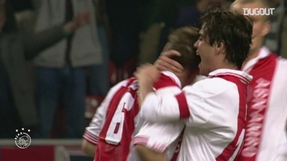 Les meilleurs buts de l'Ajax contre Willem II. Dugout