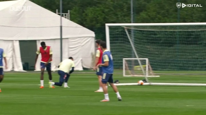 Aubameyang se destaca em treinos antes de decisão contra o Chelsea