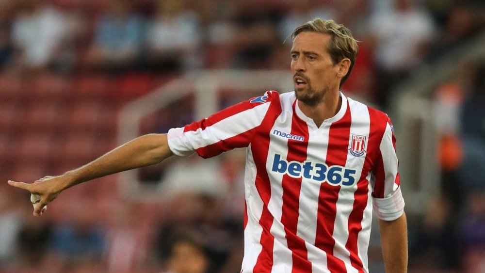 Peter Crouch prend sa retraite. GOAL