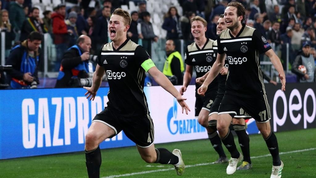 Stemma d'onore Champions League: 6 squadre, Ajax compresa. Goal