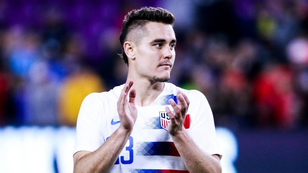 Long is having trouble trying to get a UK work permit. GOAL