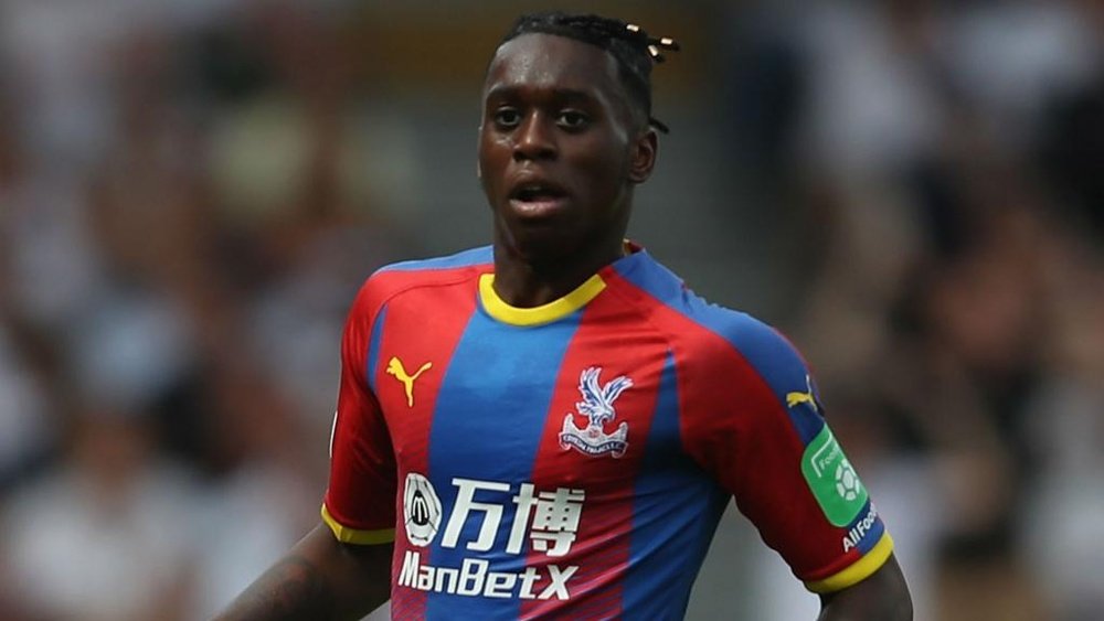 Wan Bissaka joins the list of the most expensive defenders of all time. GOAL