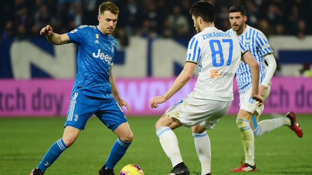 Aaron Ramsey (L) was happy with Juventus' formation at SPAL. GOAL