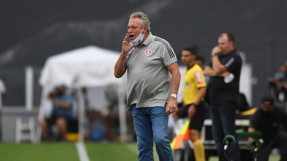 Abel Braga vai continuar no Inter até o fim do Brasileirão? AFP