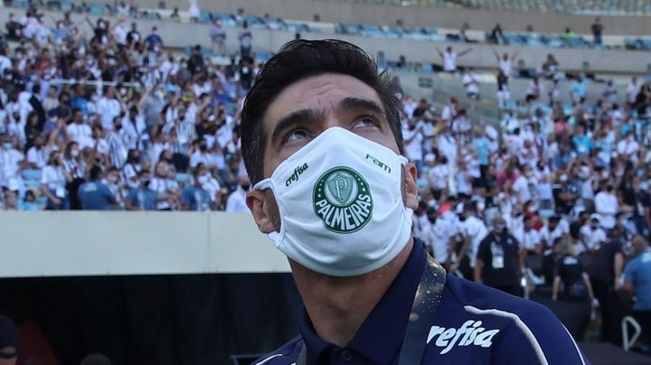 São Bento x Palmeiras, pelo Paulistão, foi suspenso em Belo Horizonte