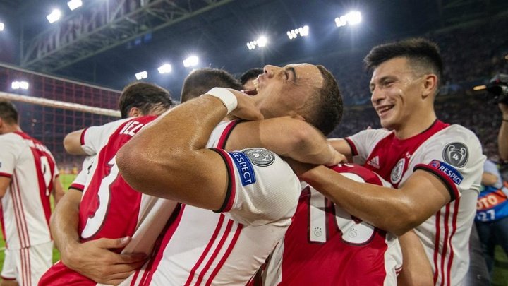 L'Ajax tient son rang, Bruges et Prague assurent...