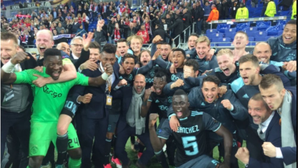 Ajax - cropped