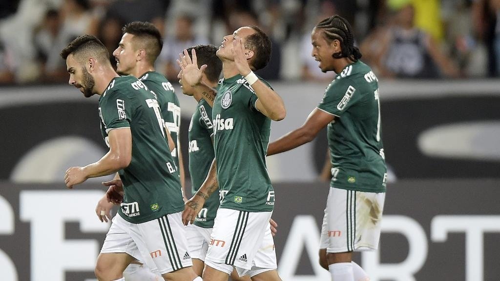 Palmeiras põe fim de invencibilidade incrível e é visitante mais temido do Brasil