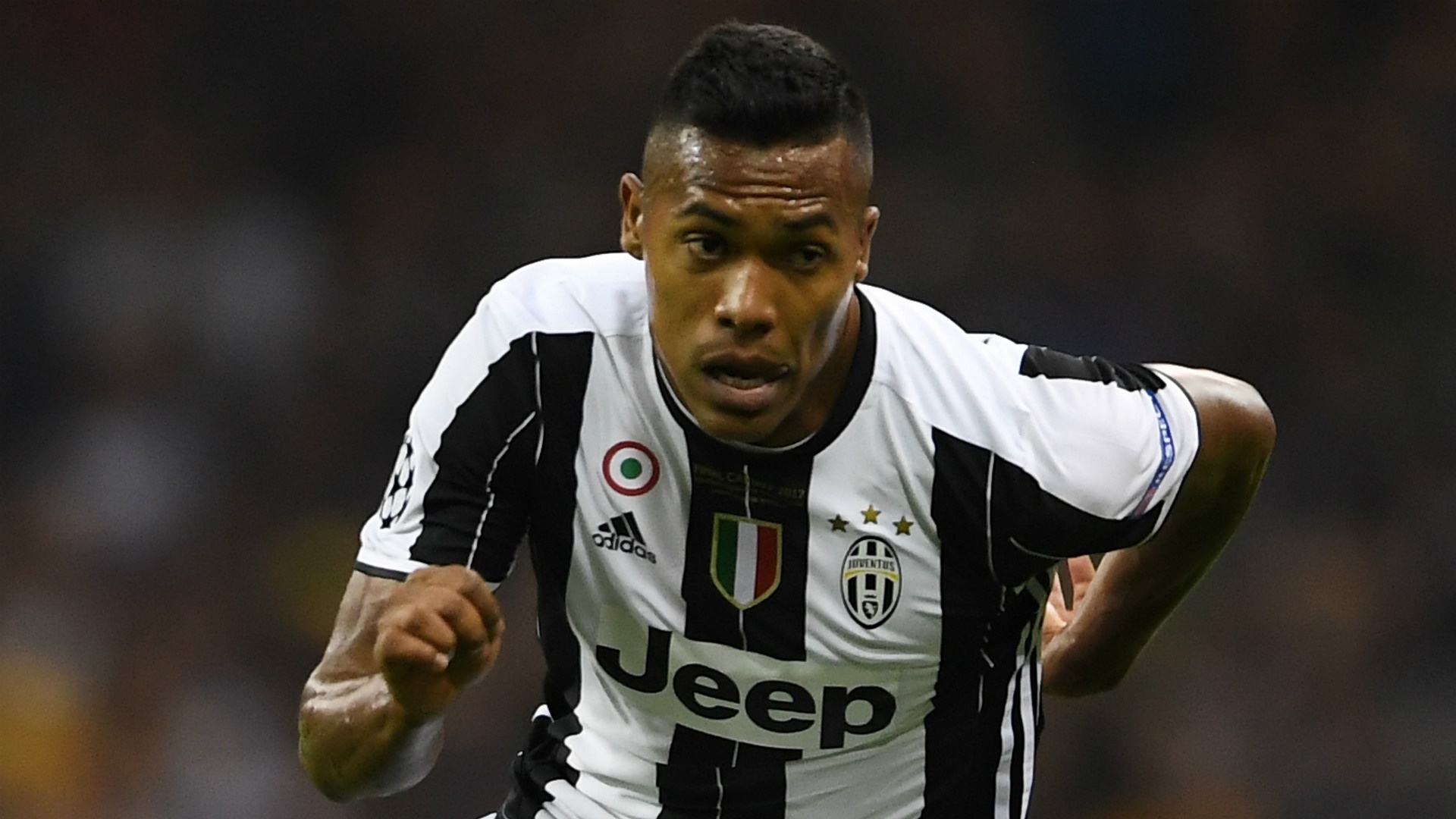 Alex Sandro não é Pogba: é insubstituível para um clube como a Juventus
