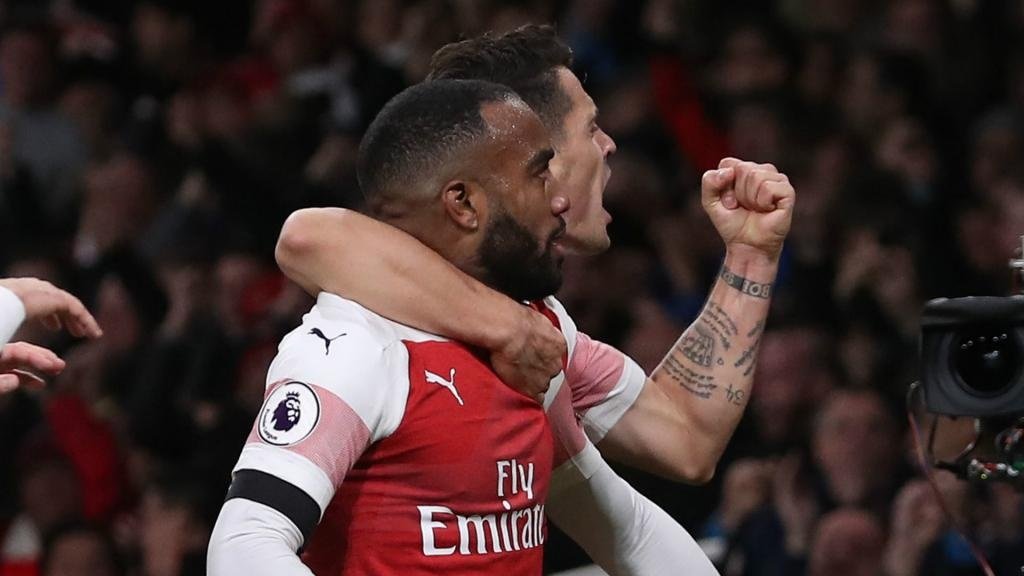 Lacazette offre le nul à Arsenal