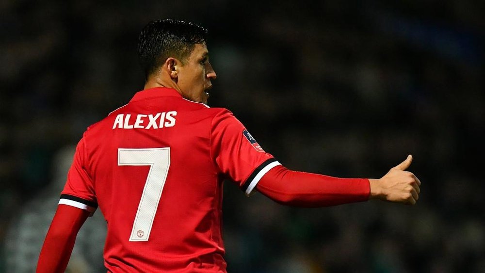 Beckham backs Sanchez for Man Utd success after 'amazing' transfer. Goal