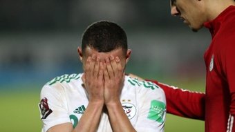 Algerian reacts Ismael Bennacer during the second leg of the Cameroon play-off. GOAL