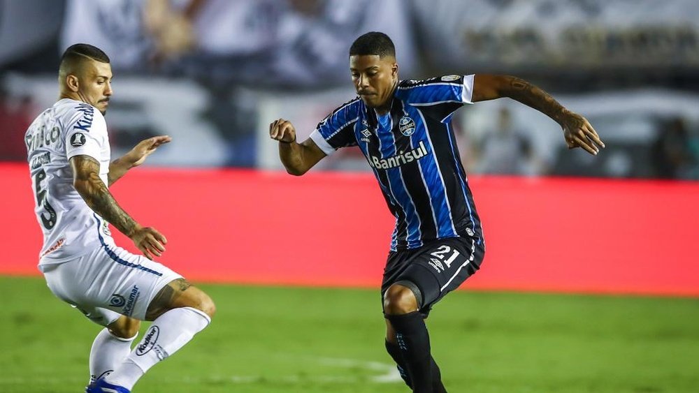 Jean Pyerre e Grêmio dominados: Santos dá aviso para sequência de Renato