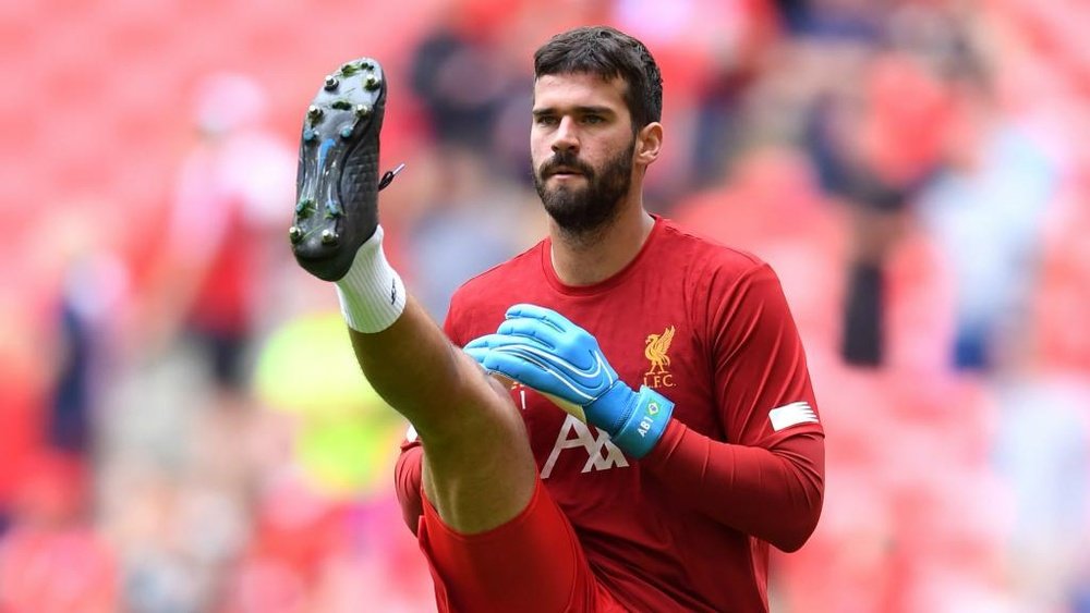 My calves are fine! – The 'other' Alison Becker teases Liverpool fans with injury update