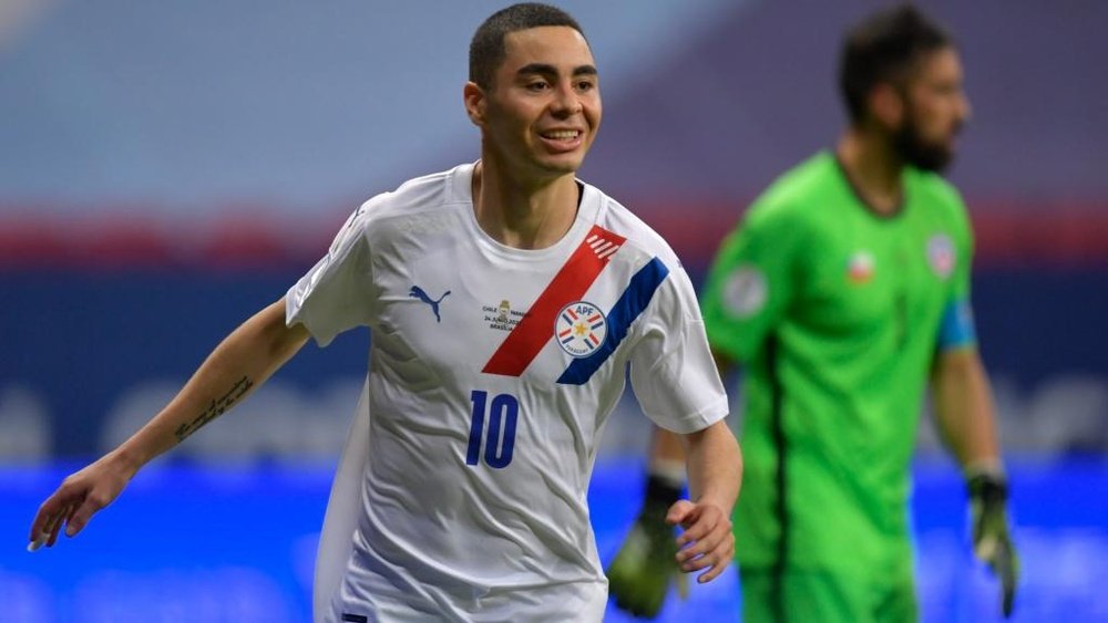 Chile 0-2 Paraguay: Almiron inspires as La Albirroja reach Copa quarters. AFP