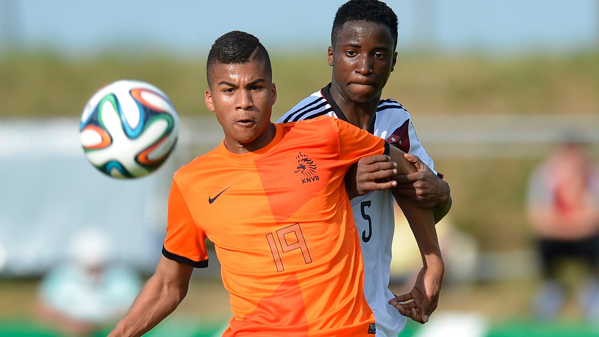Monaco signe un jeune prodige de l'Ajax. GOAL