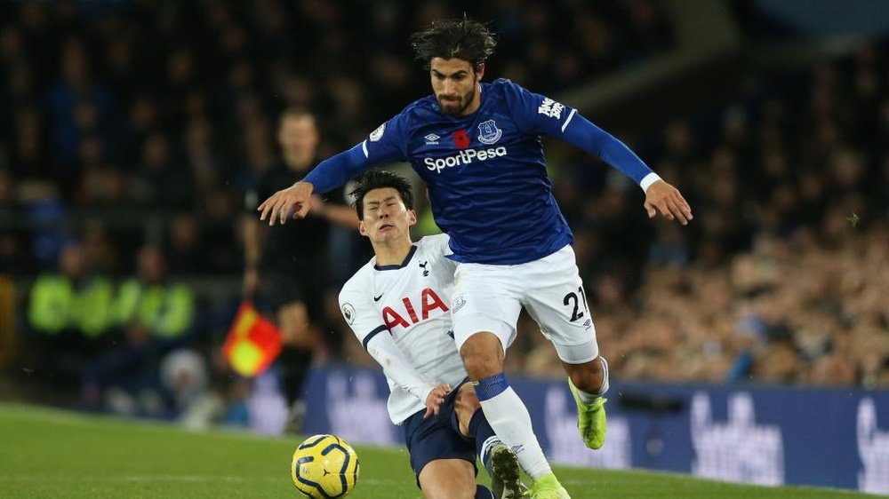 André Gomes opéré avec succès après sa terrible blessure. Goal