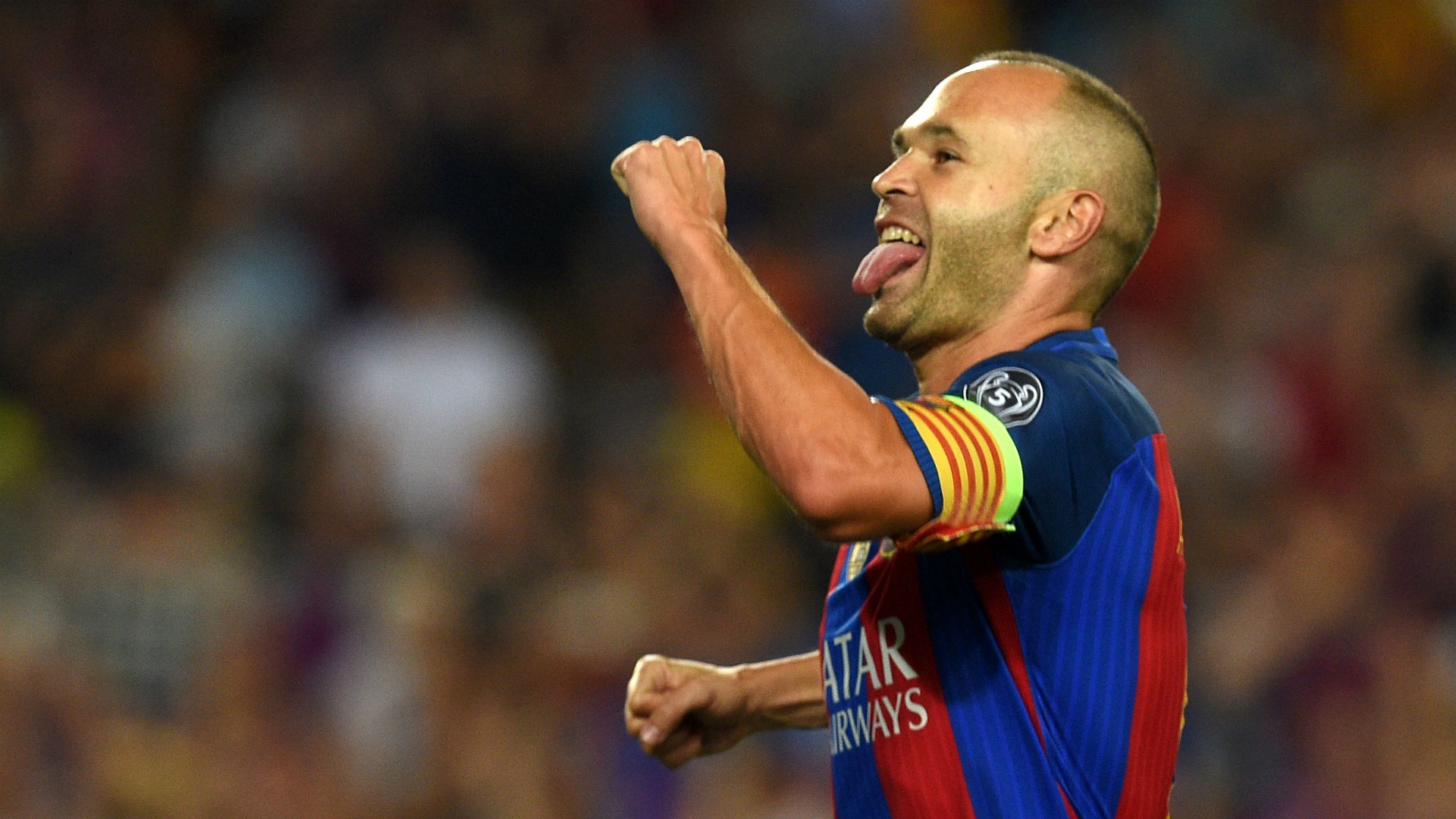 A atriz pornô que é louca por Iniesta