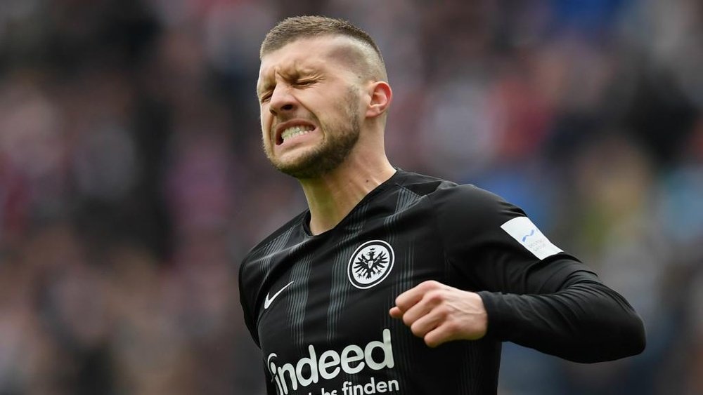 Eintracht missed suspended Rebic against Chelsea - Hutter. Goal