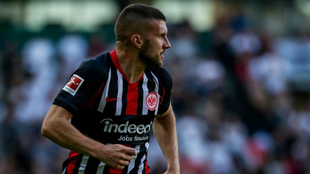 Eintracht 'still optimistic' about keeping Rebic