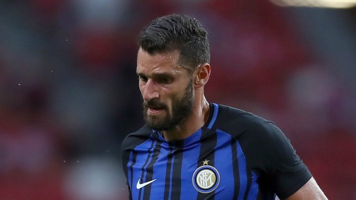Six Inter players to sign new deals