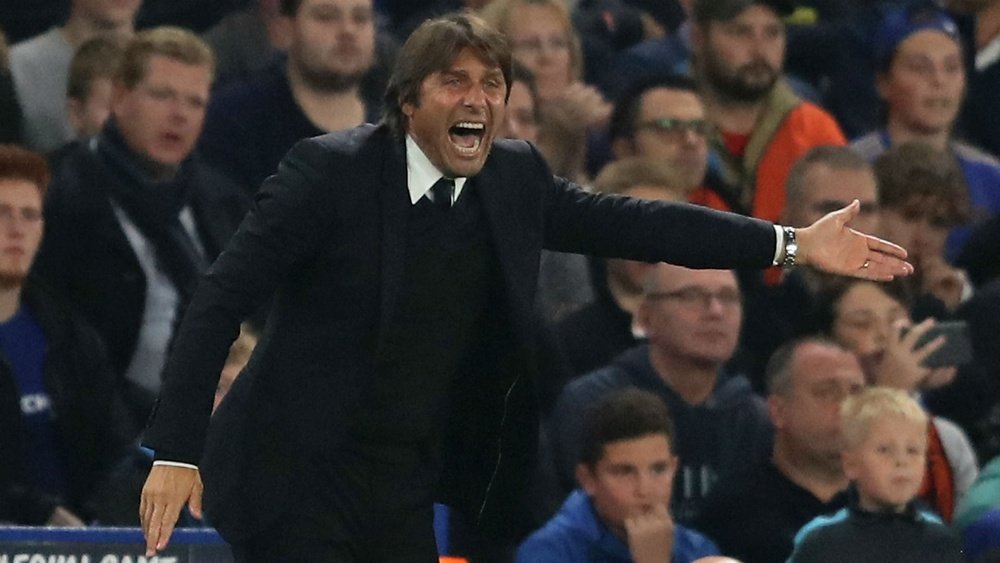 Conte deployed Luiz in midfield against Roma. GOAL