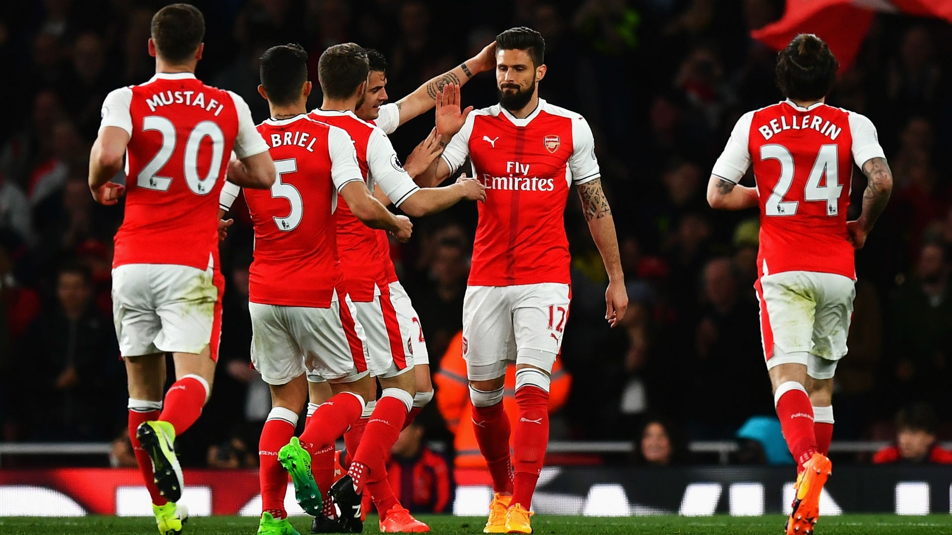 Wenger wants consistency after woeful Arsenal run
