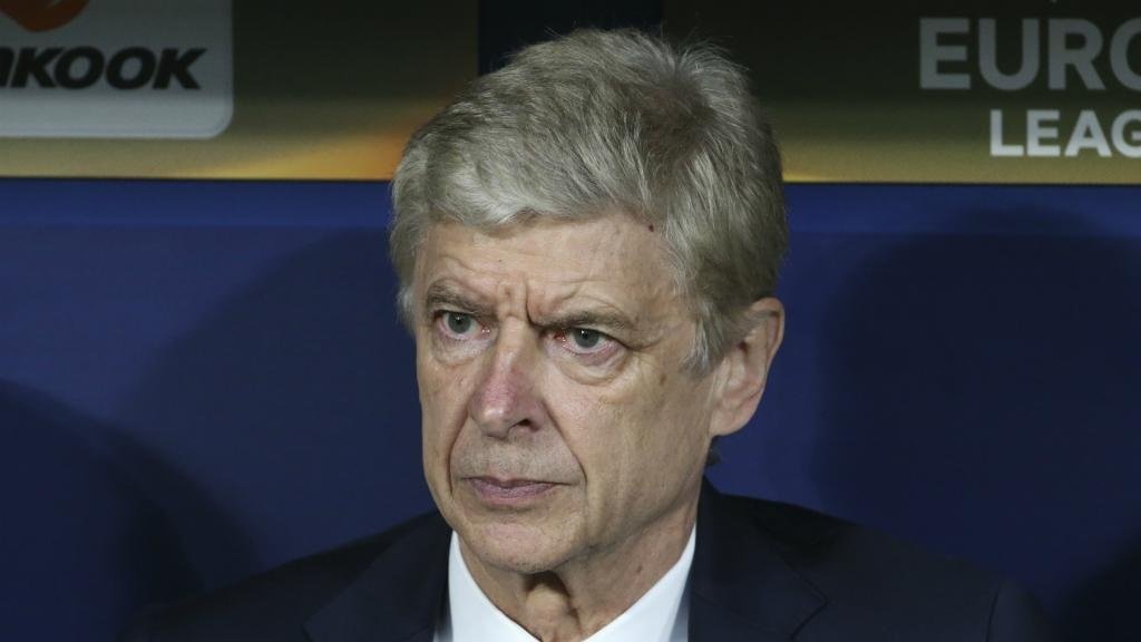 Wenger upset by VAR absence after Leicester defeat