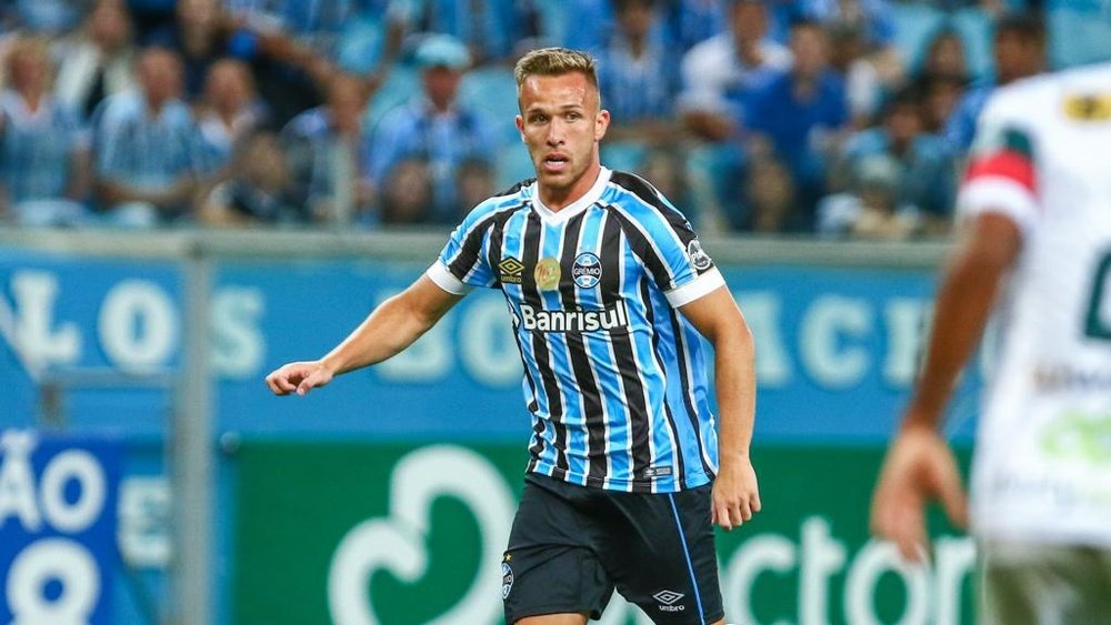 Arthur já se imagina como futebolista do Barcelona. Goal
