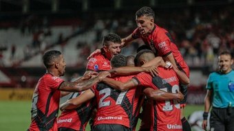 Atlético-GO x Antofagasta. AFP