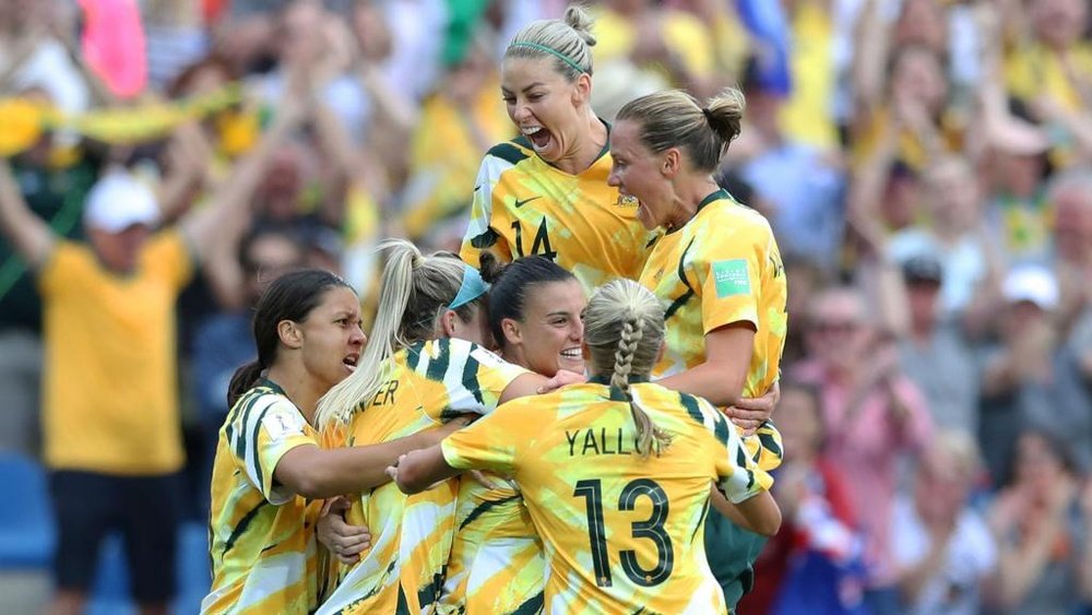 Australia's comeback has kpet their hope for a spot in the next round. GOAL