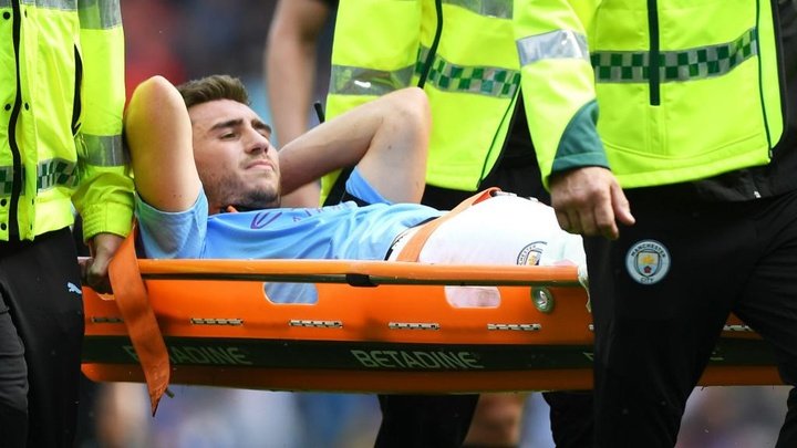 Manchester City, Laporte operato al ginocchio dopo l'infortunio col Brighton