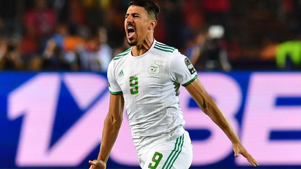Sauveur de l'Algérie, Bounedjah a marqué plus de buts que Messi et Ronaldo. AFP