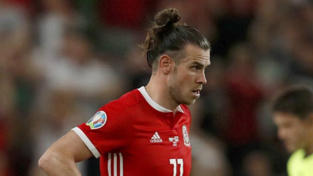 Giggs admits struggle to find effective role for Bale. Goal