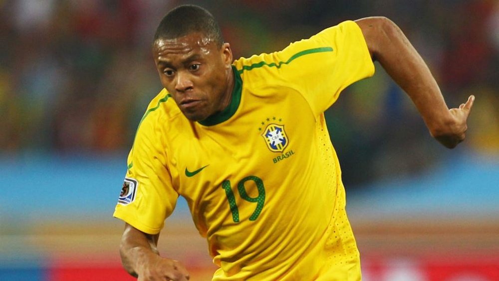 Ex-Brazilian international, Julio Baptista, retires. GOAL